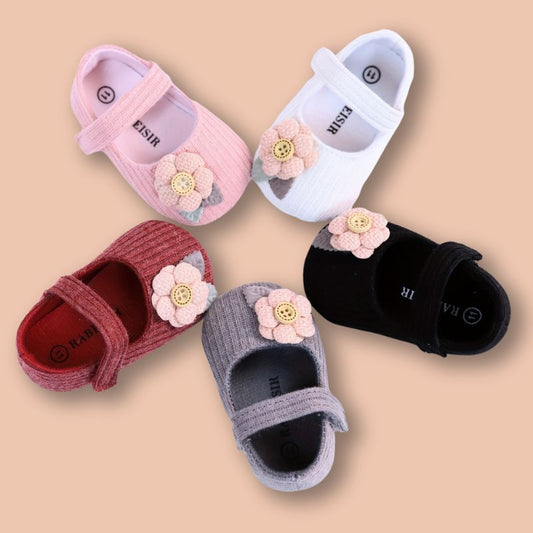 Comfortable Lightweight Non-Slip Baby Walking Shoes Trendy Cute Flower Mary Jane Baby Girl Shoes